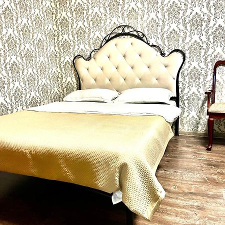Прекрасная Квартира На Арбате В Алматы Eksteriør billede
